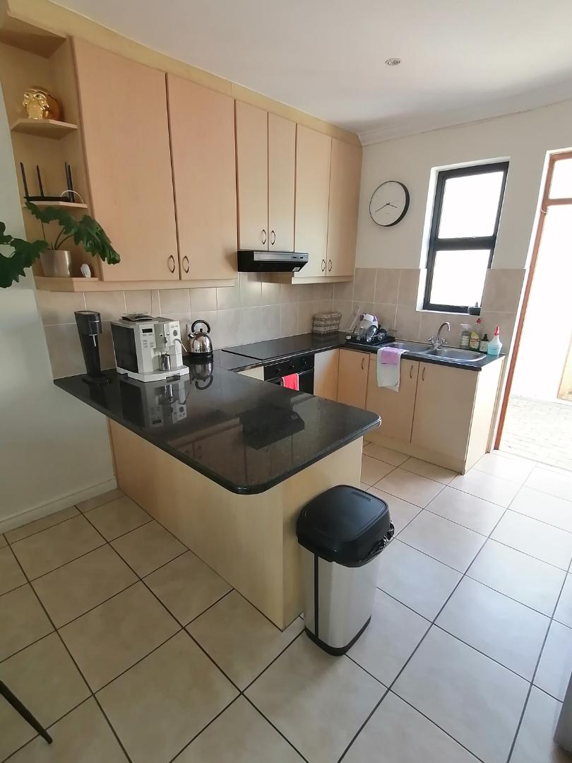 2 Bedroom Property for Sale in Royal Ascot Western Cape